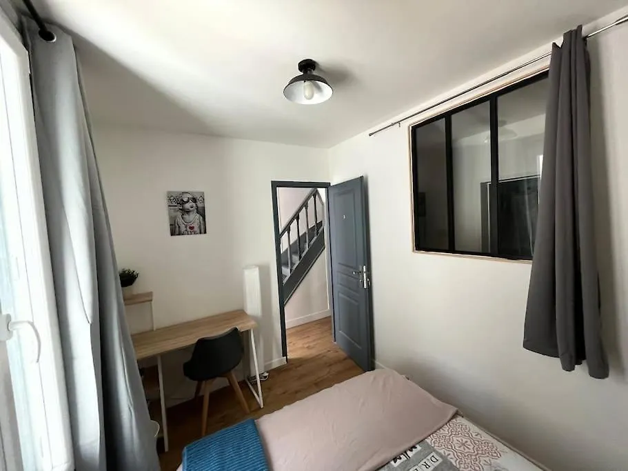 Holiday home K1 - Maison Loft Veranda - 15 Min Paris Parc Expos / 5 Chambres - 7 Lits Bagneux